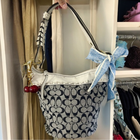 Coach Handbags - Coach signature denim Y2K shoulder bag vintage RARE